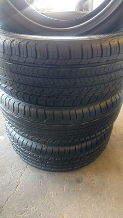 255 45 20 Goodyear