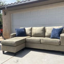 Sofa W/ Reversible Chase! 