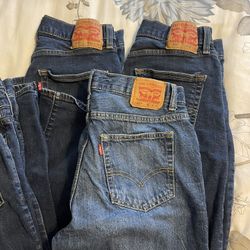 Levis