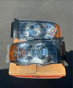 02-05 Dodge Ram Headlights Faros Calaveras Micas Luces Lamps