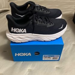Hoka Arahi 7 
