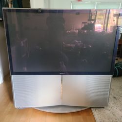 Sony Color Rear Video Projector 57 ", KP-57WV700, Memory Stick Port,DVI HDTV In Port