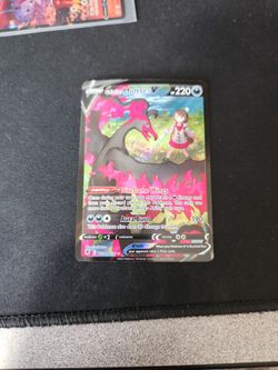 Galarian Moltres V Pokémon 