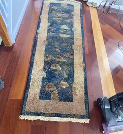  Beautiful Fringed  Area Rugs  Matching   4   Various Sizes. Quality And Meticulously Clean. Like New. 