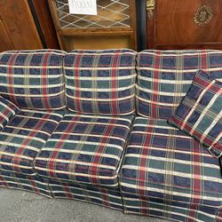 benchcraft plaid couch like new 