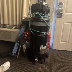 Husky 20 Gallon Air Compressor 