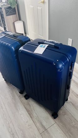  28” Blue Hardshell Luggage – $45 EACH FIRM  📍 Pickup: South Durango & 215 — near IKEA 💵 $45 EACH FIRM  Brand new 28” large checked lugg