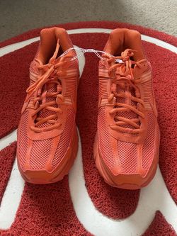 Cosmic Clay Nike Vomero 5 Size 11