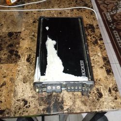 Kicker Amp