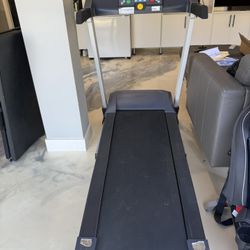 Treadmill 