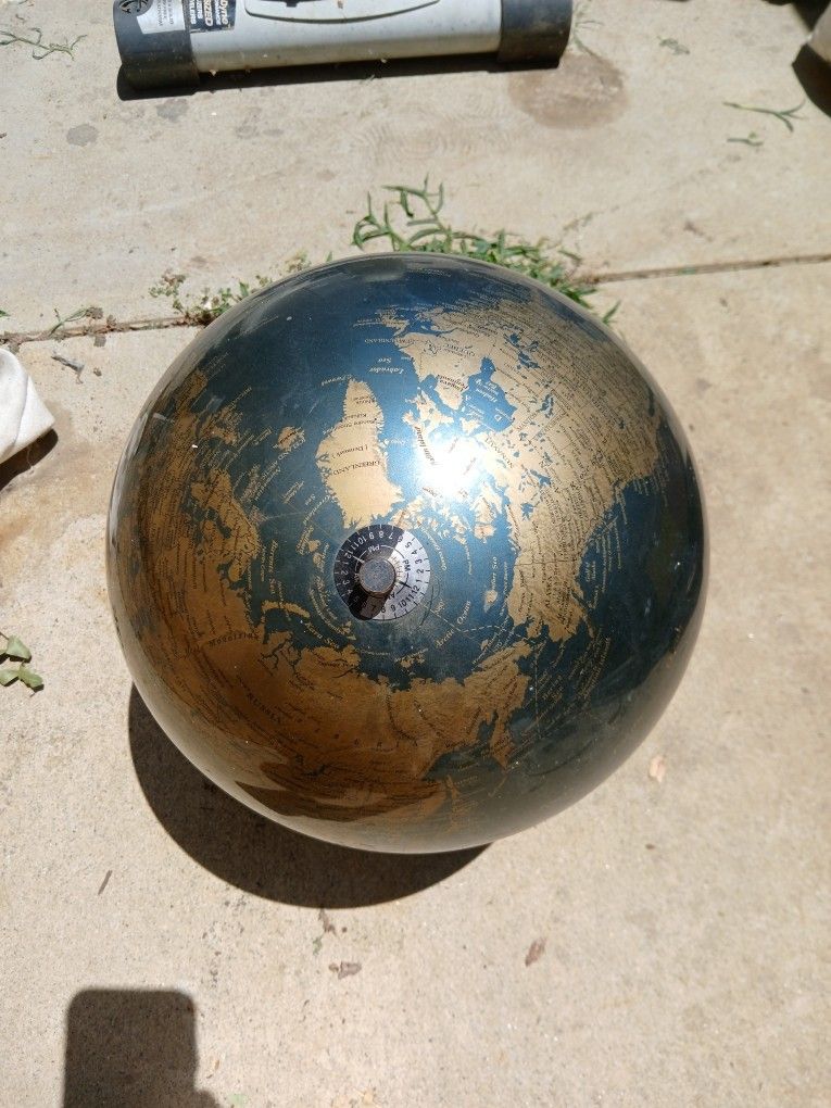 Globe
