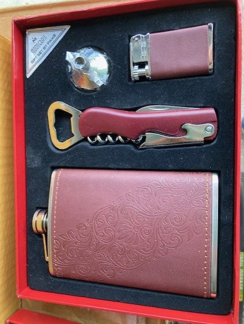 Moon Grass Gift Set By Paike