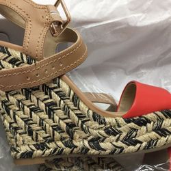 Just Fab New red black and cream wedges 7.5