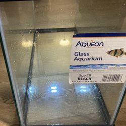 29 Gallon Aqueon Glass Aquarium Tank - Clean & Ready to Use!