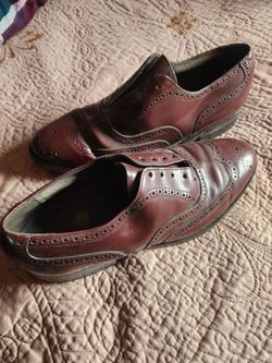 Sapatos.   . 9. 5