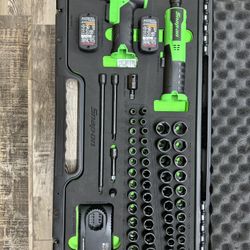 Brand New unused Snap On 3/8 impact ratchet set