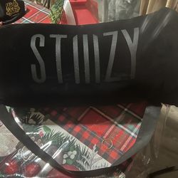 Stiiizy Pillow Travel Case With Glass