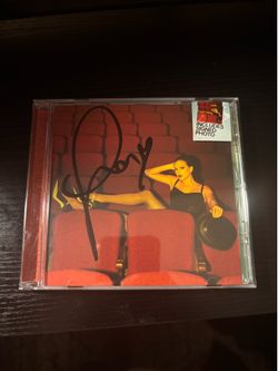 SIGNED TAYLOR SWIFT CD
