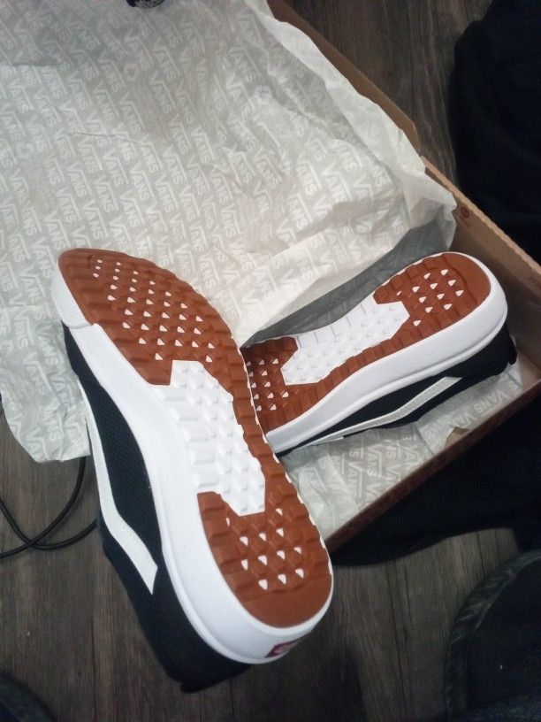 Brand New Vans Terrain