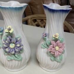 Dos Floreros Pequeños $4 Los Dos 