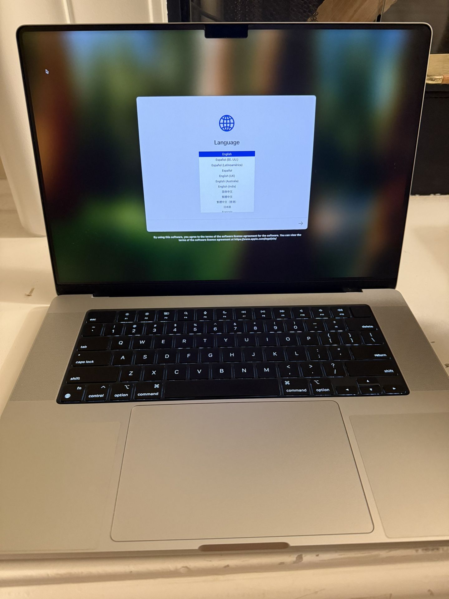 Apple MacBook Pro 16” M3 Pro 18gb Ram 512gb AppleCare Plus 2027!