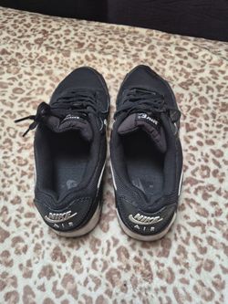 Airmax nike size 9.5