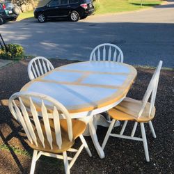 Beautiful Adjustable Table