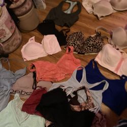 Lot Of Ladies Bra , Excecise Bras 