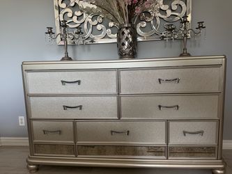 7 Drawer Dresser