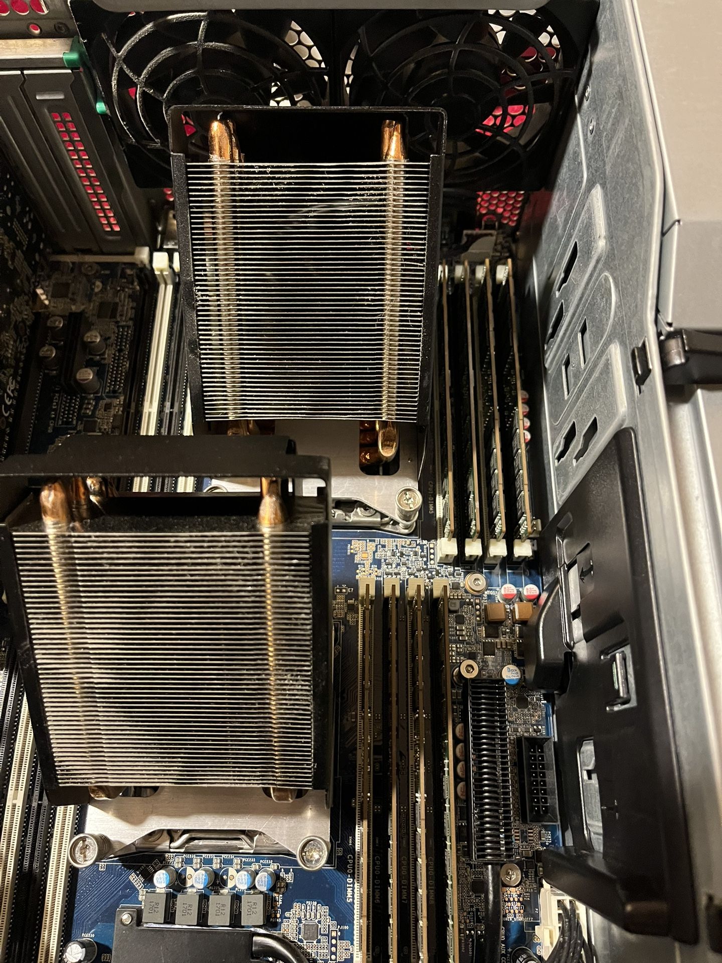 HP Z840 Desktop Computer