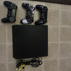 Ps4  1tb 3 Controllers