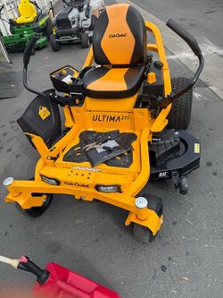 Ultima ZT1 50 in. Fabricated Deck 23HP V-Twin Kawasaki FR Series Engine Dual Hydro Drive Gas Zero Turn Riding Lawn Mower new as is $3700 firm