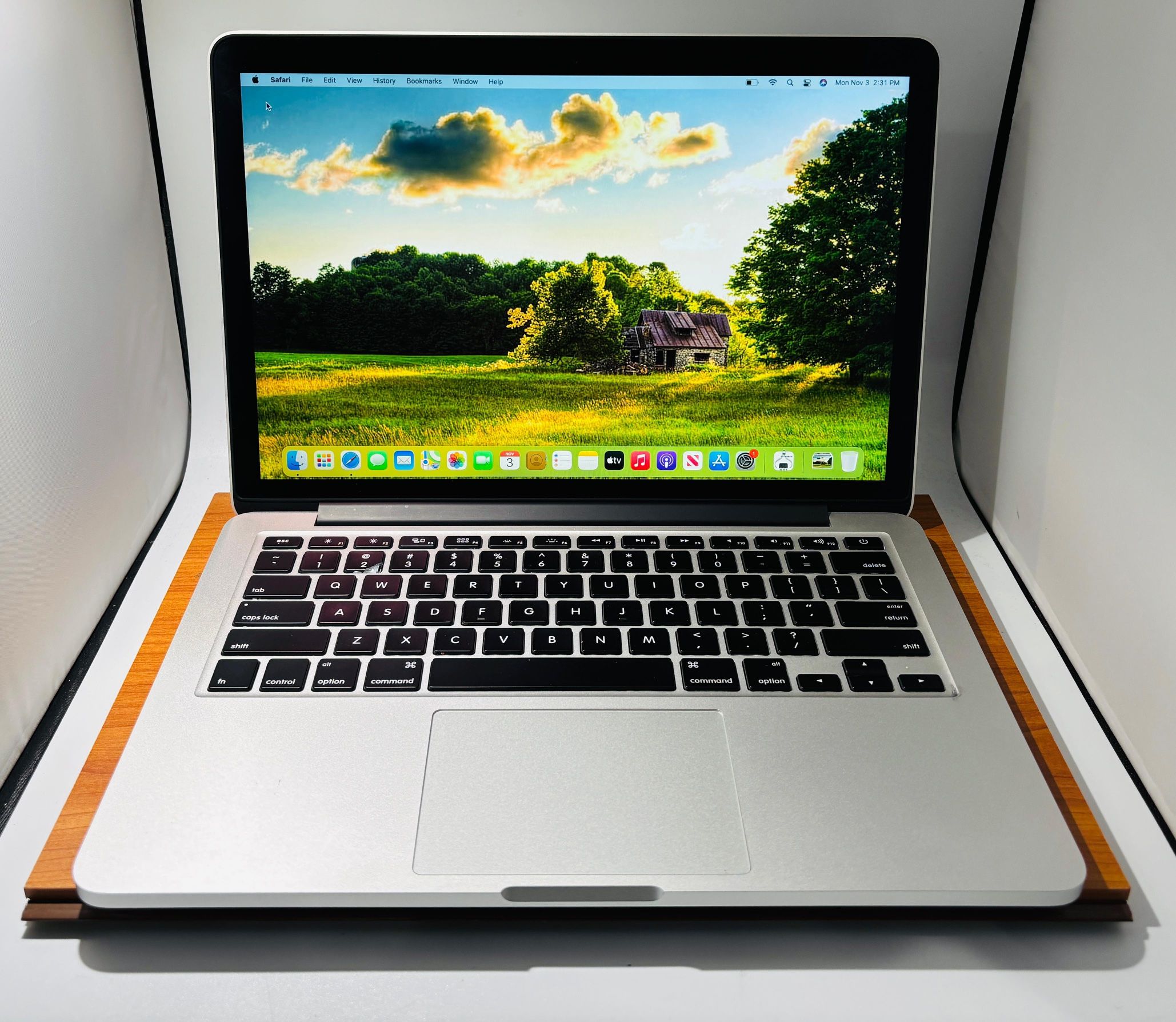 APPLE MACBOOK PRO 13” 💻 Core i5 2.6GHz 8GB//500GB Fully Functional