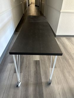 Ikea Table On wheels