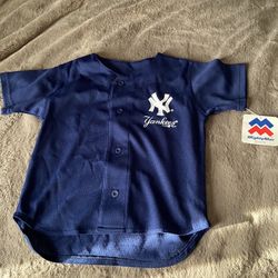 Nwt Yankees Jersey