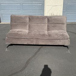 Futon (Pick Up)