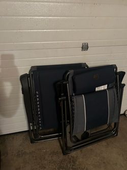 Zero gravity chairs