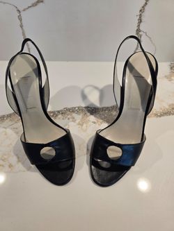 Womens pumps