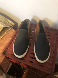 Old navy shoes size 5