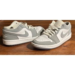 Nike Air Jordan 1 Low Wolf Grey Womens Sneakers Size 7.5