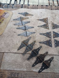 Metal hinges for gates