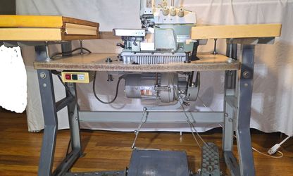 Willcox & Gibbs Industrial Serger Overlock Sewing Machine