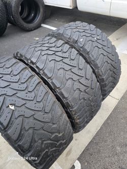 3 Used Tires Lt35x12.50r20 Toyo MT Open Country , LR E, 10 PLY , DOT 2022 $250.00. FIRM PRICE, FIRM PRICE PLEASE DON'T ASK FOR DICOUNT POR FAVOR NO