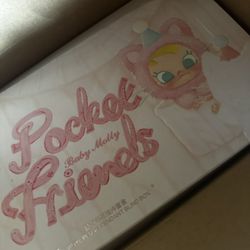 Molly Pocket Friends 