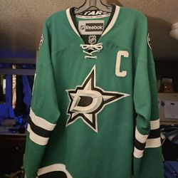 Our Captain!!! Jaime Benn!! Reebok Jersey!! Men's XL