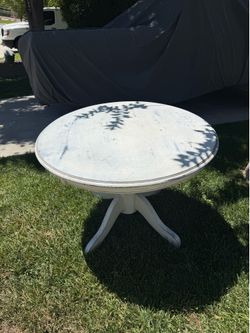 Free round table