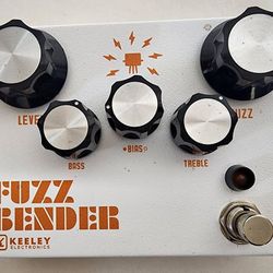 Keeley Fuzz Bender 3 Transistor Hybrid Fuzz