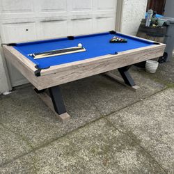 Pool Table With Everything Included - 4 sticks And Full Set Of Balls With Triangle 