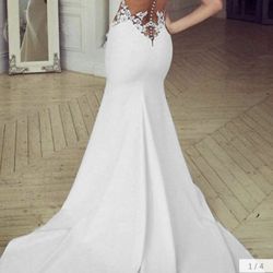 Trumpet/Mermaid Scoop Sleeveless- Train Applique Stretch Crepe Wedding Dress