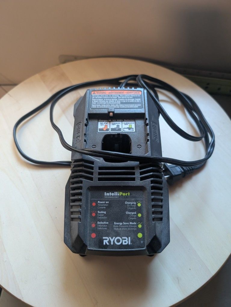 Ryobi Charger